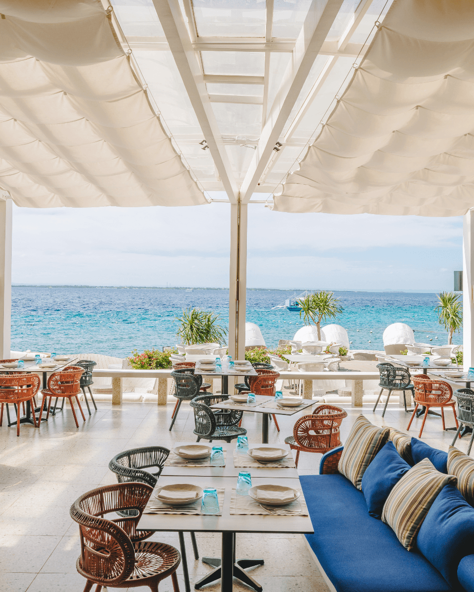 Crimson Resort and Spa Mactan - Image 3